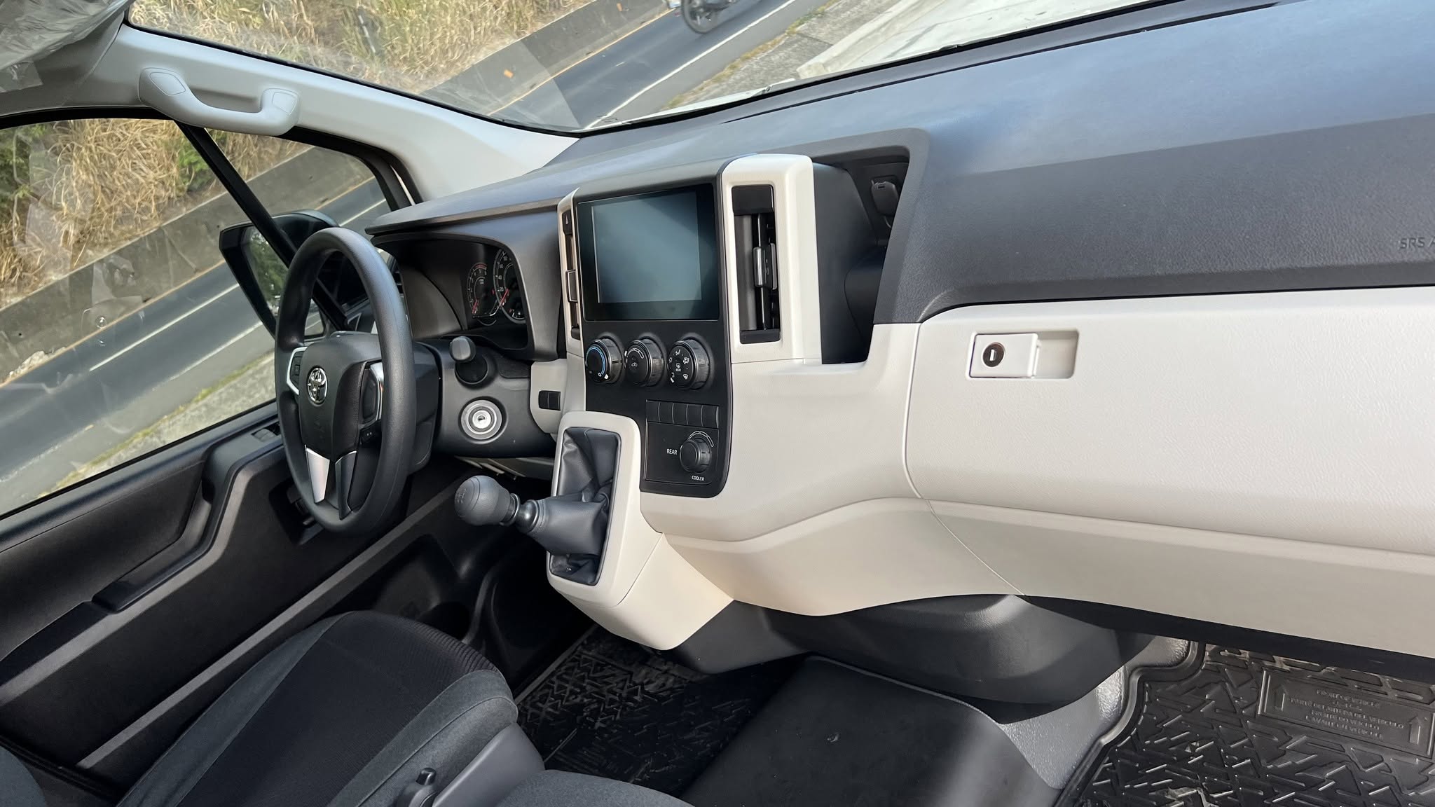 Cabina moderna Hiace